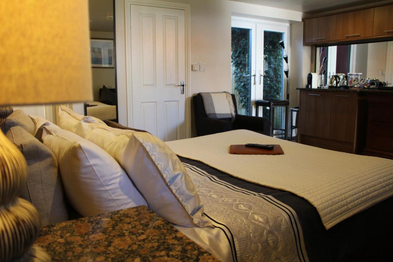 No. 82 B&B Стратфорд-апон-Эйвон Экстерьер фото